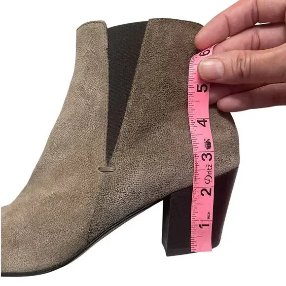 Aquatalia Suede Heeled Zip Ankle Boots Taupe Made in Italy Size US 10 - Picture 13 of 13